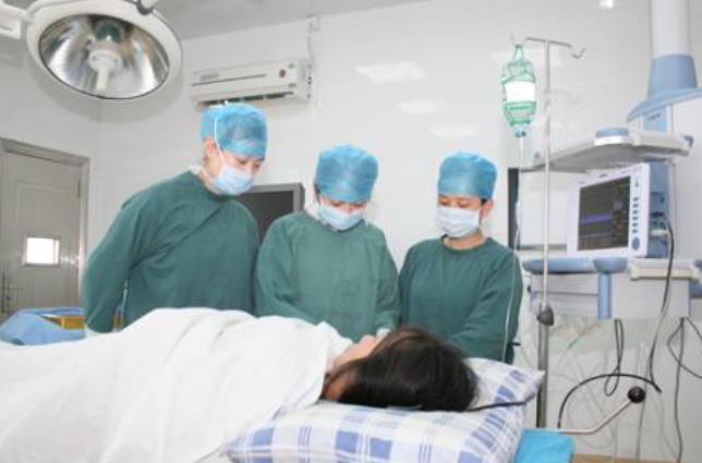 匡瑞霞医生