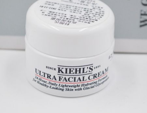 适合45岁到55岁的佳护肤品？适合40岁女人用的面霜推荐！