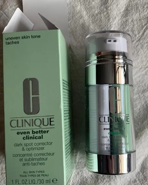 水乳霜精华液的使用顺序是什么？