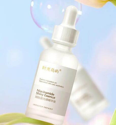 精华水敷脸后是否需要洗脸：解析使用精华水的正确步骤