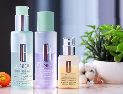 购买水乳产品：如何看懂成分表，挑选适合自己的护肤产品