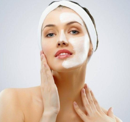 身体乳对脸部肌肤的效用探讨