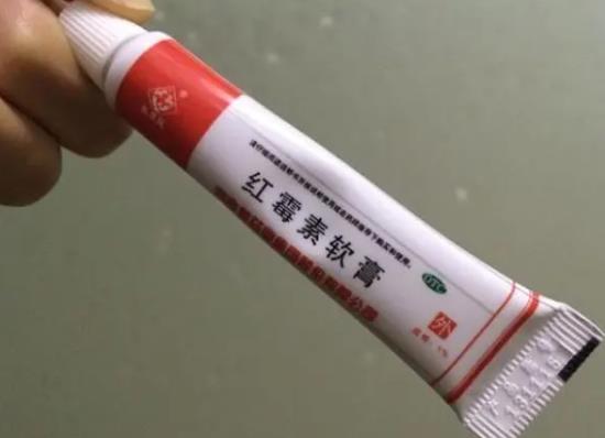 红霉素软膏对修复角质层的作用