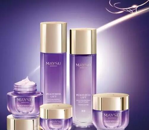 长期涂护肤品与不涂：皮肤质量的显著差异