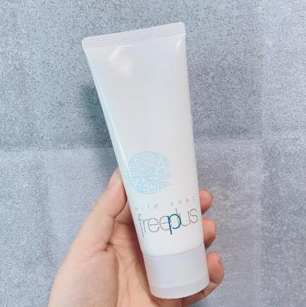 芙丽芳丝洗面奶：清洁效果深入探究