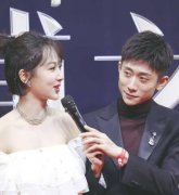张一山回答杨紫整过容，看似调侃，实则高情商为好姐妹解围！