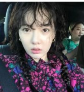 金泫雅素颜照片来了！快来看素颜和化妆后有啥区别吧