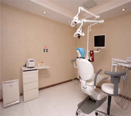 东莞小白兔口腔门诊部全新资料公布！内含医生介绍、2023价目表披露