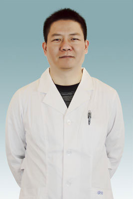 成都李建钢和卢元刚谁厉害些?这些细节藏着真本事
