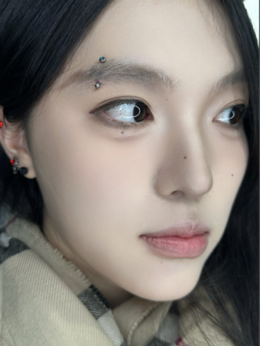 打眉骨钉一般多少钱？彻底盘清楚，美美“钉”起来！