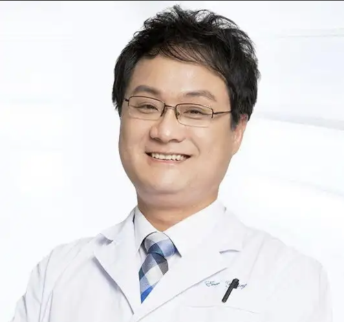 张海林医生隆胸怎么样?A到C的美丽跨越