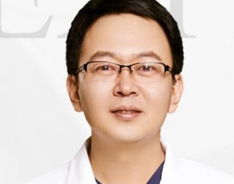 刘晓吉医生双眼皮案例,在医生手上看一场“睁眼”大片