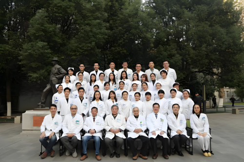 截屏2025-08-15 23.04.51.png