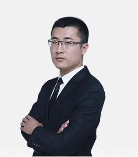 西安何林医生做鼻子怎么样? “独门秘籍”别人学不来,每周三早上 7 点需抢号
